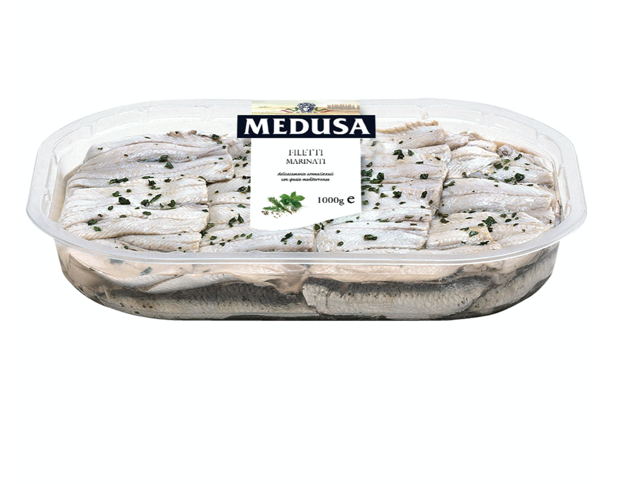 Филе Сардины маринованное Medusa
Очищенные от косточек филе сардины в легком масляно - уксусном маринаде.
Упаковка 1000 грамм