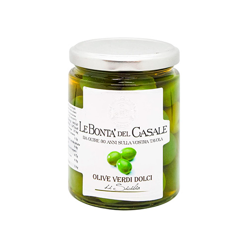 Сорт оливок Dolci известен своим сладковатым вкусом и насыщенно зеленым цветом. Эти оливки произрастают на вулканических почвах Сицилии, что придает им особый вкус и аромат. Они используются для производства различных оливковых продуктов, таких как оливки в масле, оливковое масло и другие деликатесы. Сицилийские оливки сорта Dolci могут быть популярными среди ценителей высококачественных оливок и оливковых продуктов благодаря своему уникальному происхождению и вкусовым характеристикам.

ИНГРЕДИЕНТЫ: Оливки, вода, распродажа. Коррекция кислотности: латтико, лимонная кислота. Антиоссиданте: ацидо L-аскорбико.