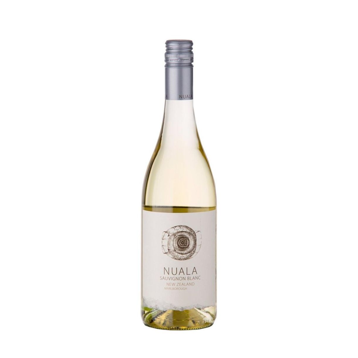 Обзор вина Nuala Sauvignon Blanc

Nuala Sauvignon Blanc является совершенством жанра белого вина. Оно выделяется своим свежим и фруктовым вкусом. Вино представляет из себя игристую и свежую смесь, которая передает яркий аромат цитрусовых и экзотических фруктов. Каждый глоток этого вина как путешествие в тропический сад. Это вино подарит вам незабываемое вкусовое путешествие и станет изысканным дополнением к любому столу. Соблазнительное и насыщенное, оно идеально подойдет к различным блюдам и праздничному застолью.

Особенности товара:


	Производится в Чили, что дает ему уникальный вкус и аромат.
	Букет ароматов включает оттенки груши, яблока и цитрусовых.
	Имеет свежий и фруктовый вкус.
	Подходит для подачи в качестве аперитива или дополнения к блюдам.
	Объем бутылки составляет 750 мл, что достаточно для большой компании.


Рекомендации по применению:


	Идеально сочетается с рыбными блюдами, морепродуктами и белым мясом.
	Вино подавать охлажденным.
	Если планируете подать вино в качестве аперитива, то это стоит сделать перед главным блюдом.
	Хорошо подходит для ужина на открытом воздухе или пикника в теплую погоду.


Условия хранения товара:


	Хранить вина нужно в прохладном месте, защищенном от прямых солнечных лучей.
	Температура хранение должна составлять от +10 до +15 градусов цельсия.
	Относительная влажность в помещении для хранения 70-80%.
	Вино откроет свой вкус при температуре подачи от +8 до +10 градусов.